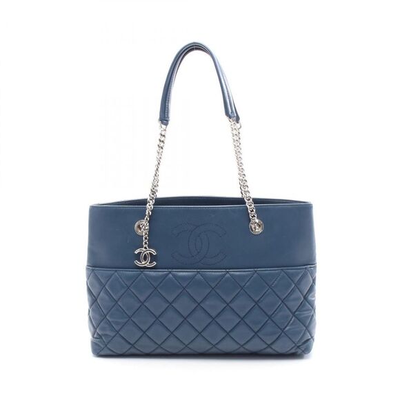 Chanel Matelassé Lambskin Tote Bag - Picture 1 of 10